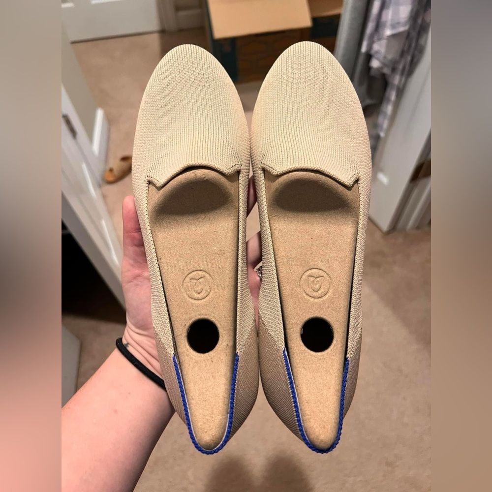 BNWOB Ecru Loafer. Size 8.